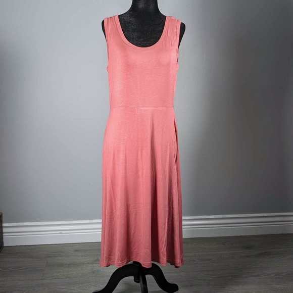 NWT - Urban Diction | Dusty Cedar Sleeveless Empire-Waist Dress  - M - Picture 4 of 8